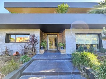 id15cec001-0000-0500-0000-000018817c3c