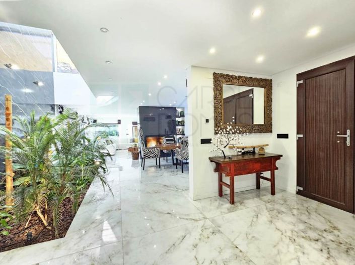 Image No.15-4 Bed House for sale