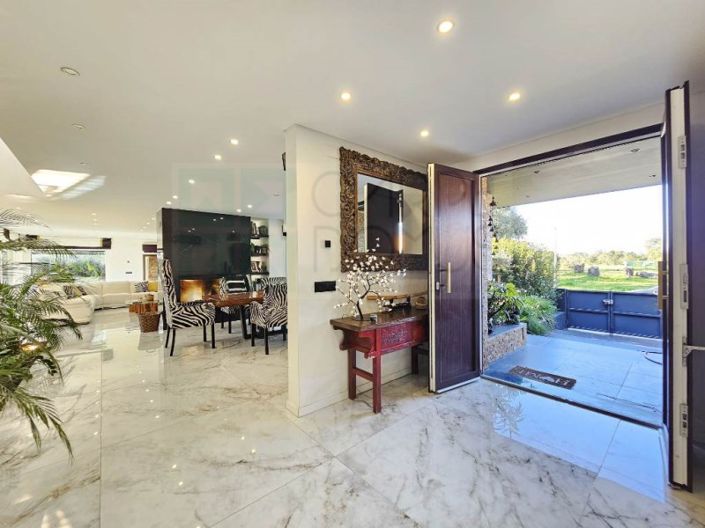 Image No.26-4 Bed House for sale