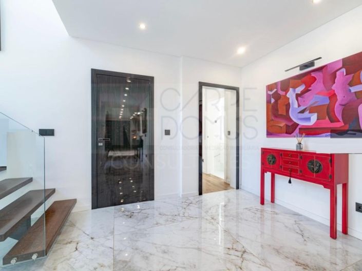 Image No.44-4 Bed House for sale