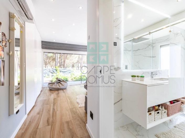 Image No.47-4 Bed House for sale