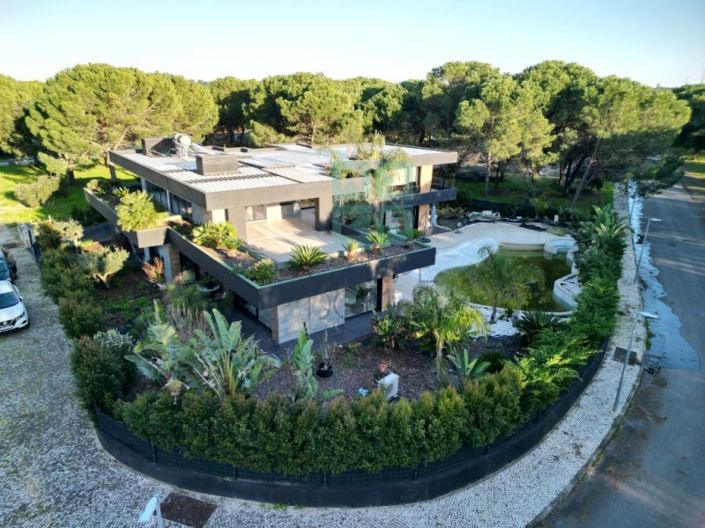 Image No.5-4 Bed House for sale