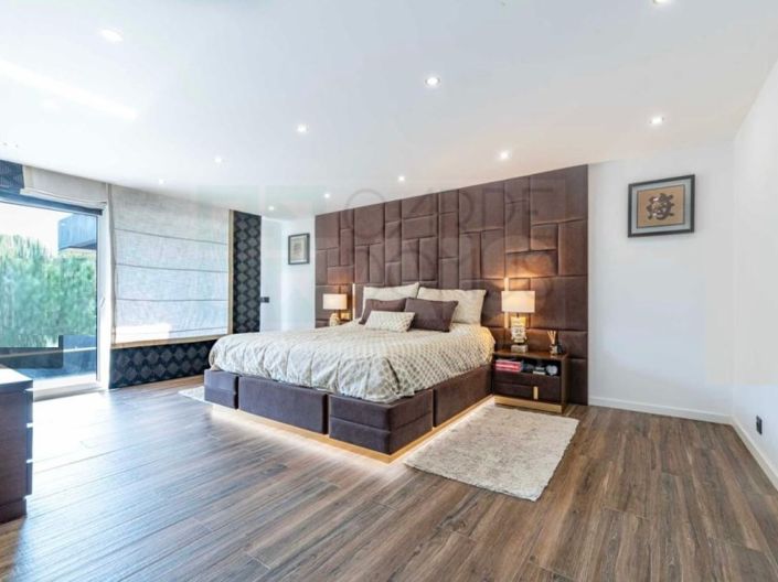 Image No.5-4 Bed House for sale