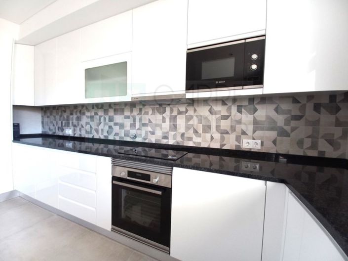 Image No.11-4 Bed Apartment for sale