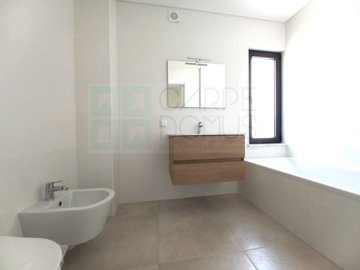 ida2f5c201-0000-0500-0000-000018ab3cde