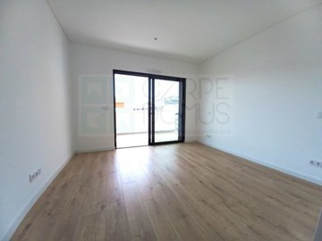 ida2f5c201-0000-0500-0000-000018a69323