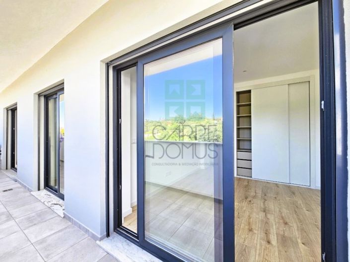 Image No.22-4 Bed Apartment for sale