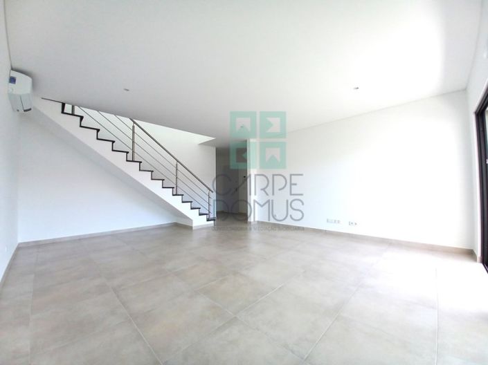 Image No.7-4 Bed Apartment for sale