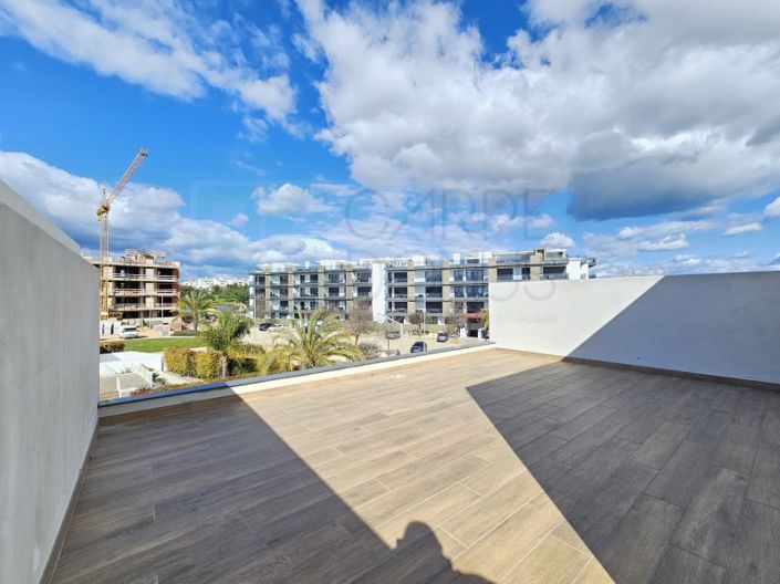 Image No.39-4 Bed House for sale