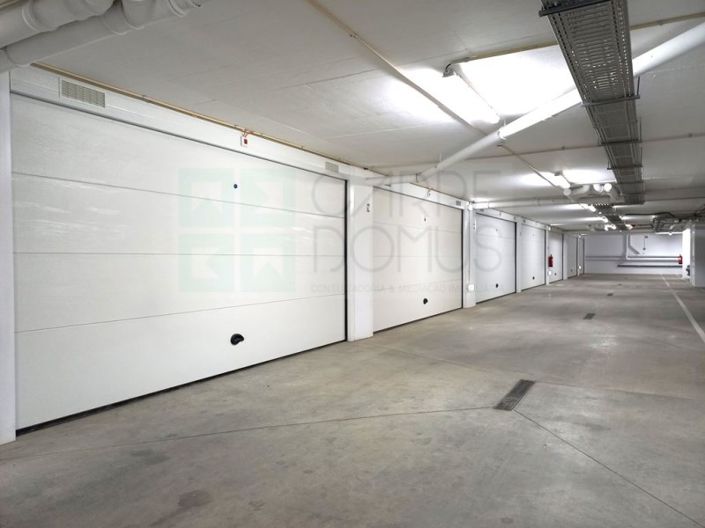 Image No.23-4 Bed Apartment for sale