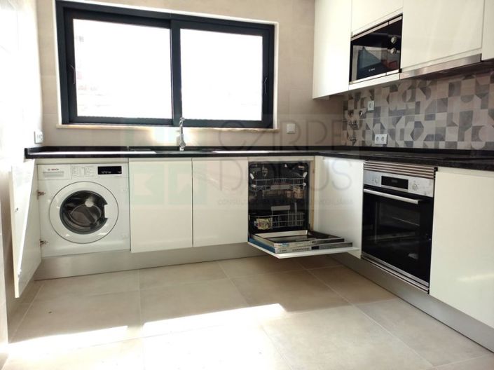 Image No.3-4 Bed Apartment for sale