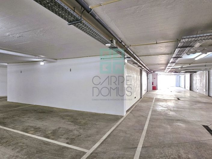 Image No.32-4 Bed Apartment for sale