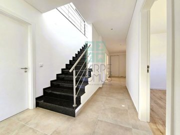 id169bc301-0000-0500-0000-000018e54db5