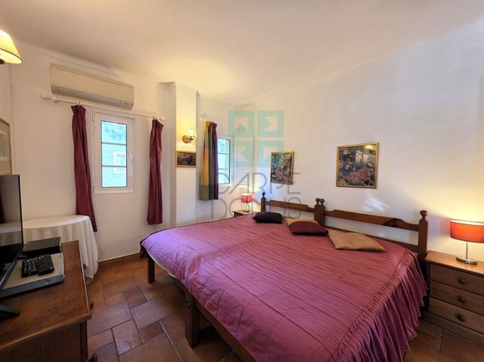 Image No.20-2 Bed House for sale