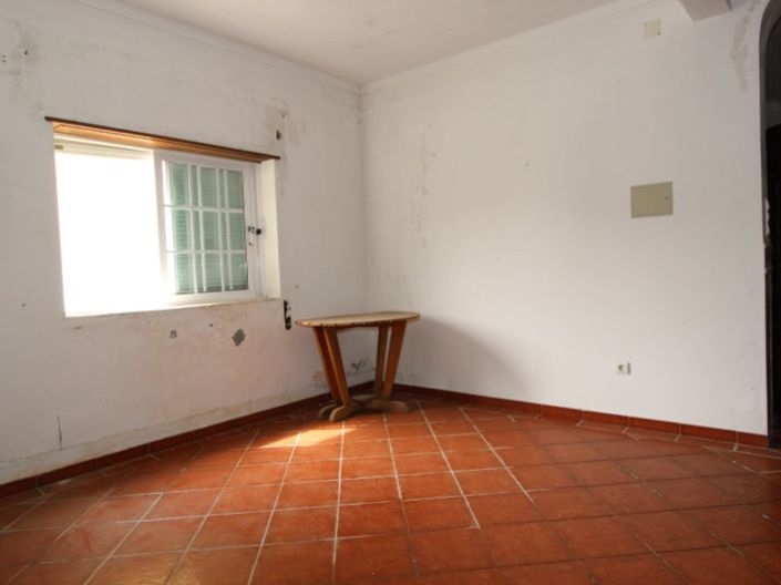 Image No.14-3 Bed House for sale