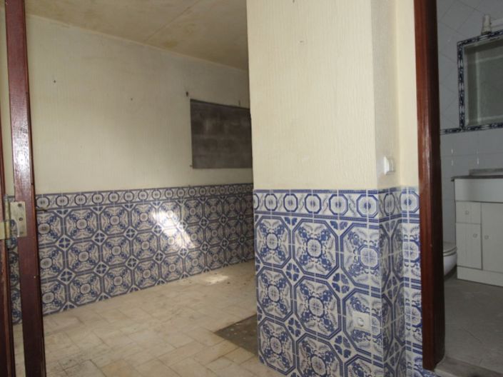 Image No.17-3 Bed House for sale