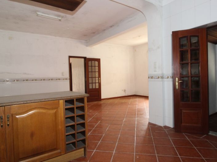 Image No.6-3 Bed House for sale