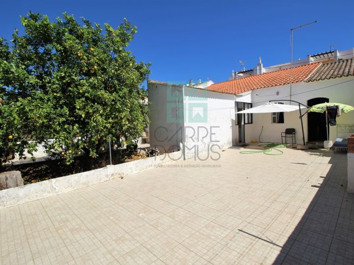 Image No.2-4 Bed House for sale