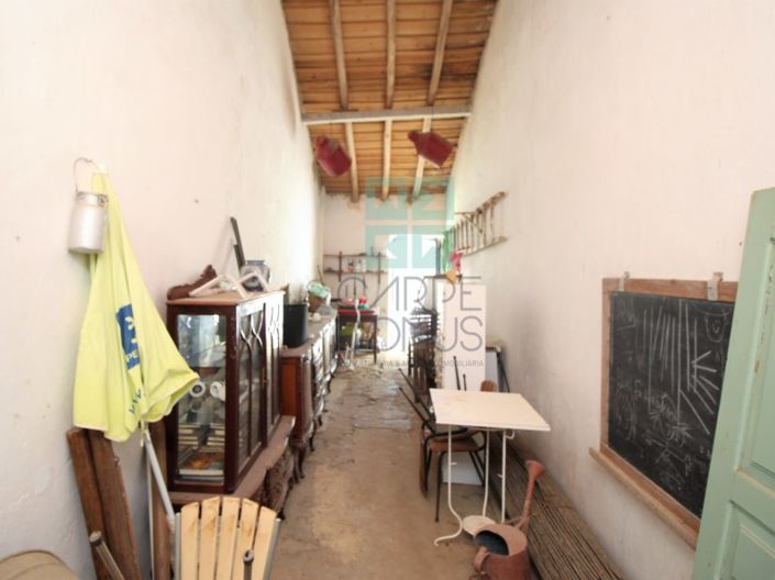 Image No.21-4 Bed House for sale