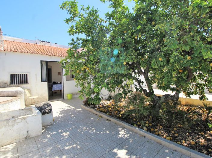 Image No.24-4 Bed House for sale