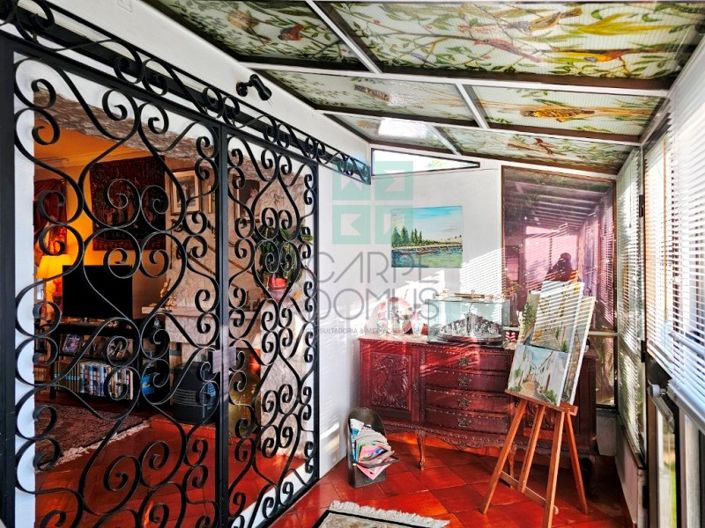 Image No.16-6 Bed House for sale