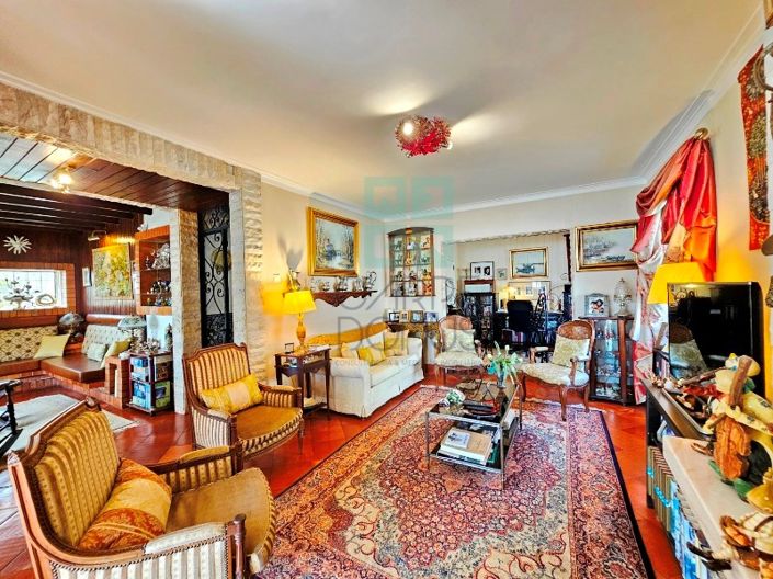 Image No.22-6 Bed House for sale