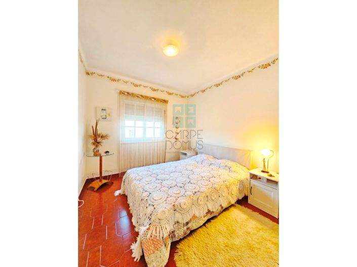 Image No.37-6 Bed House for sale