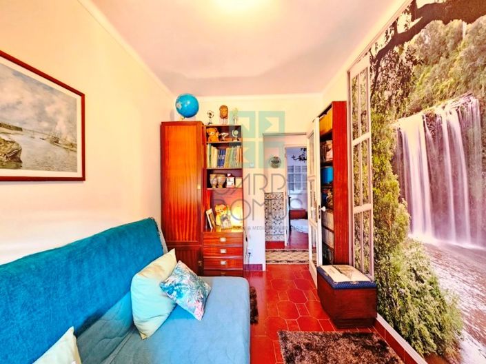 Image No.42-6 Bed House for sale