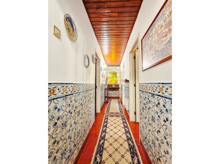 Image No.43-6 Bed House for sale