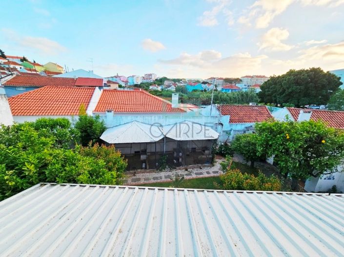 Image No.44-6 Bed House for sale