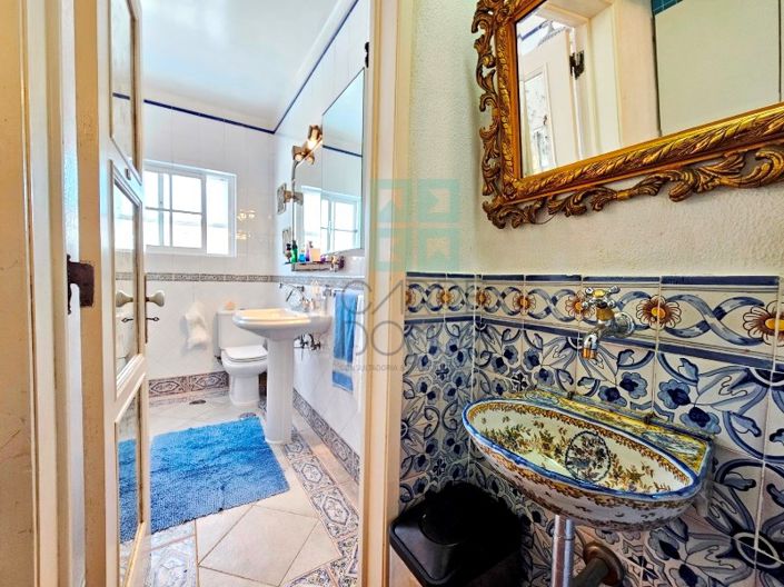 Image No.58-6 Bed House for sale