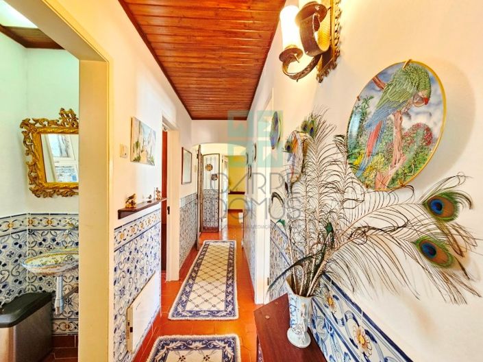 Image No.60-6 Bed House for sale