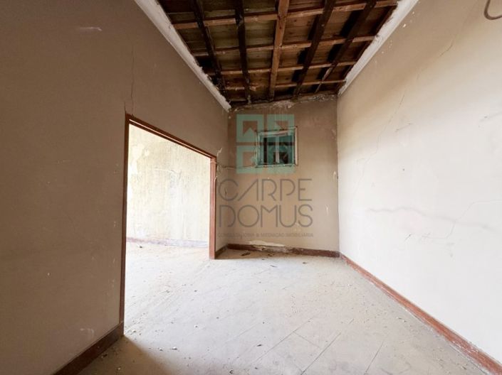 Image No.15-5 Bed Apartment for sale