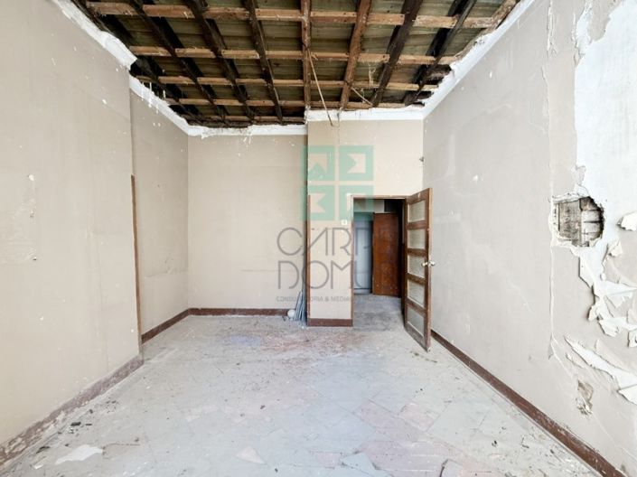 Image No.16-5 Bed Apartment for sale