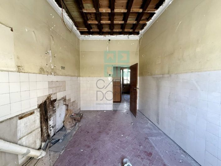 Image No.17-5 Bed Apartment for sale