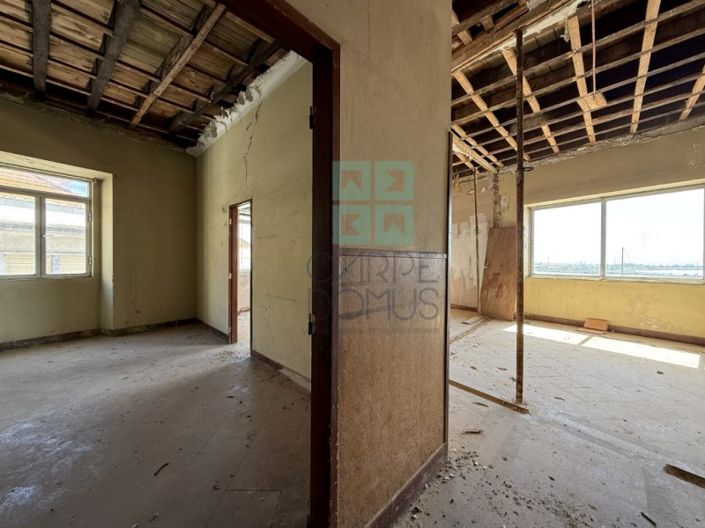 Image No.19-5 Bed Apartment for sale