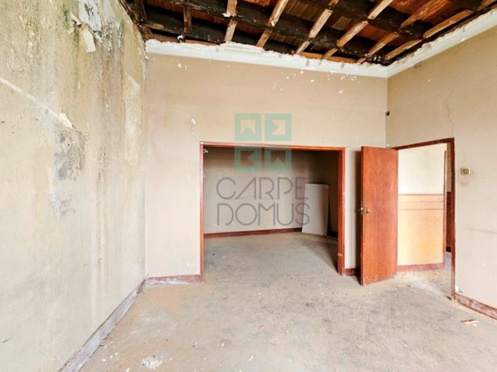 Image No.31-5 Bed Apartment for sale