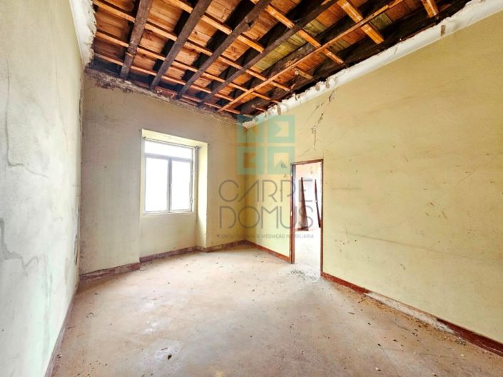 Image No.36-5 Bed Apartment for sale