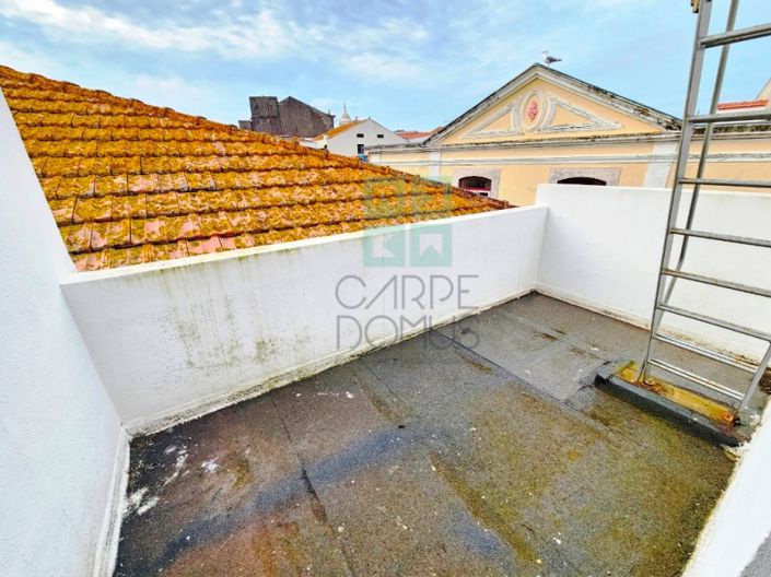 Image No.45-5 Bed Apartment for sale