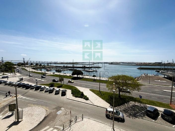 Image No.54-5 Bed Apartment for sale