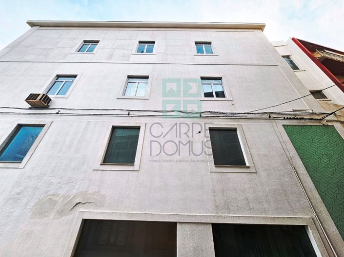 Image No.8-5 Bed Apartment for sale