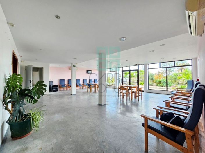 Image No.3-14 Bed Commercial for sale