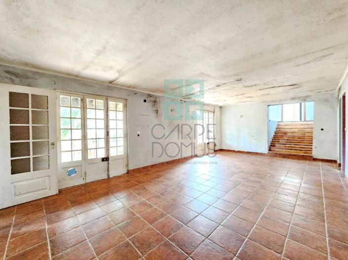 Image No.33-14 Bed Commercial for sale