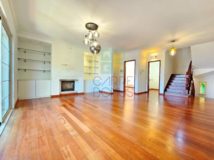 Image No.4-4 Bed House for sale