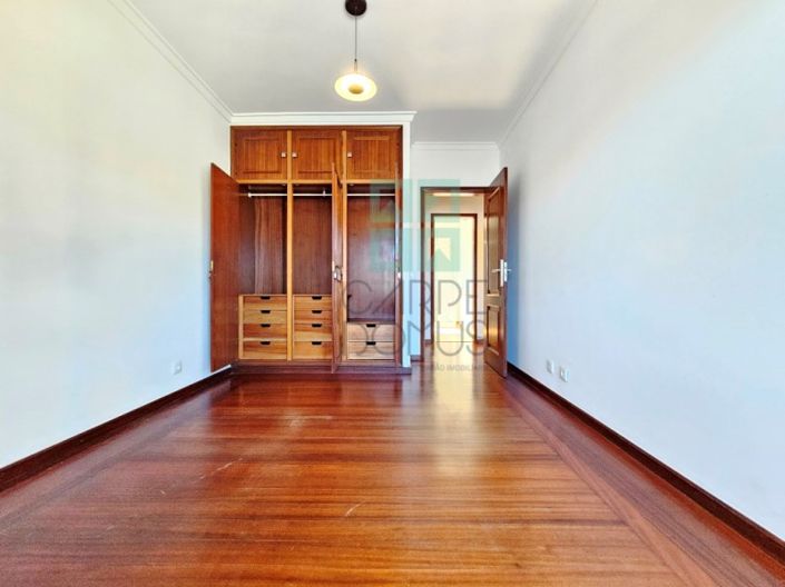 Image No.51-4 Bed House for sale