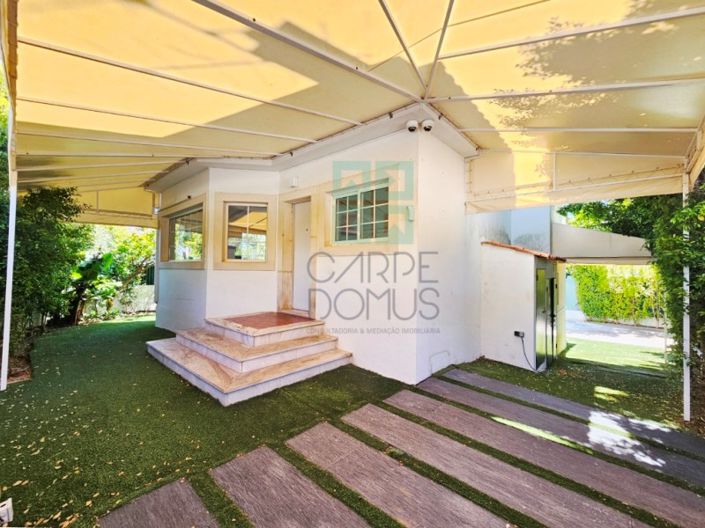 Image No.9-4 Bed House for sale