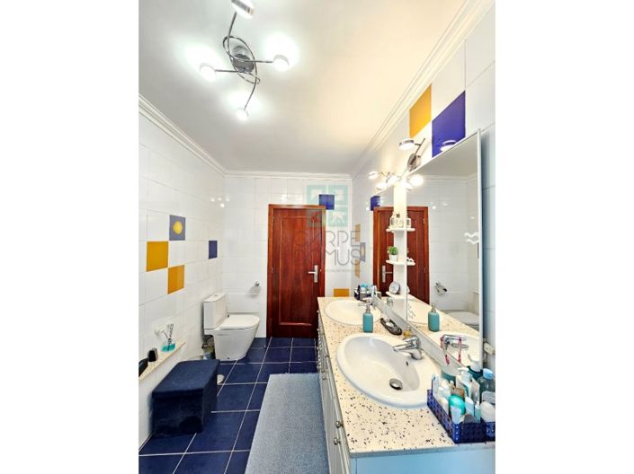 Image No.33-4 Bed House for sale