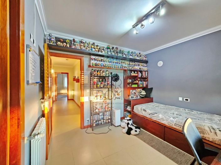 Image No.36-4 Bed House for sale