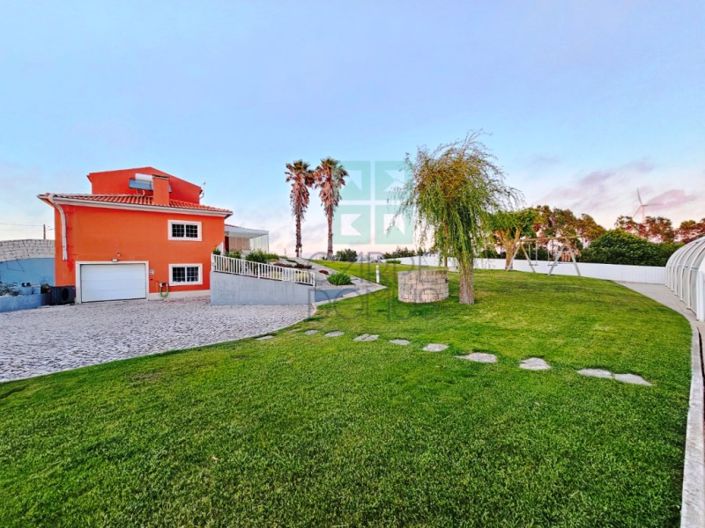 Image No.55-4 Bed House for sale