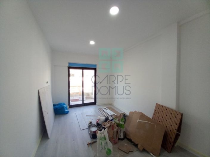 Image No.17-3 Bed Apartment for sale